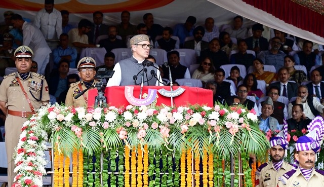  CM Omar Abdullah hoists national flag at Bakshi Stadium