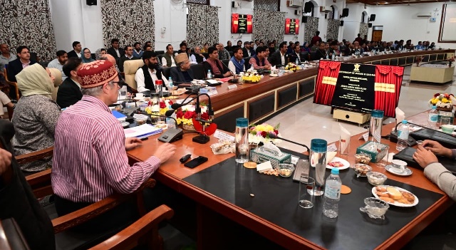   CM Omar Abdullah reviews progress of development projects