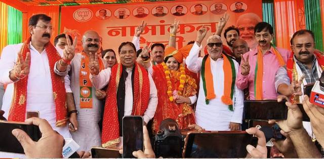      Devyani Rana files nomination as BJP candidate for Nagrota addressed massive rally