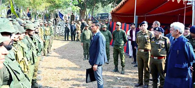 Lieutenant Governor visits JKP’s Commando Training Centre at Sunjwan, Jammu