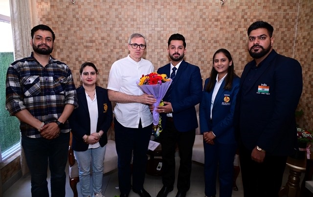  CM Omar Abdullah meets delegations, individuals at Raabita Jammu