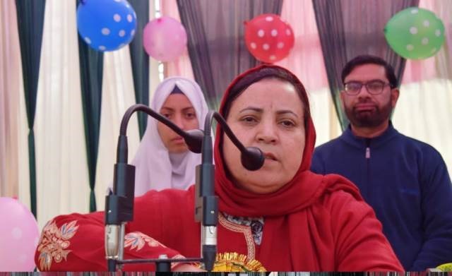 Sakeena Itoo visits GHSS Hawal Pulwama